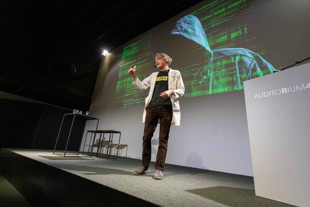 Van smart office naar hackable office - inspiratiesessie 4 november 2019