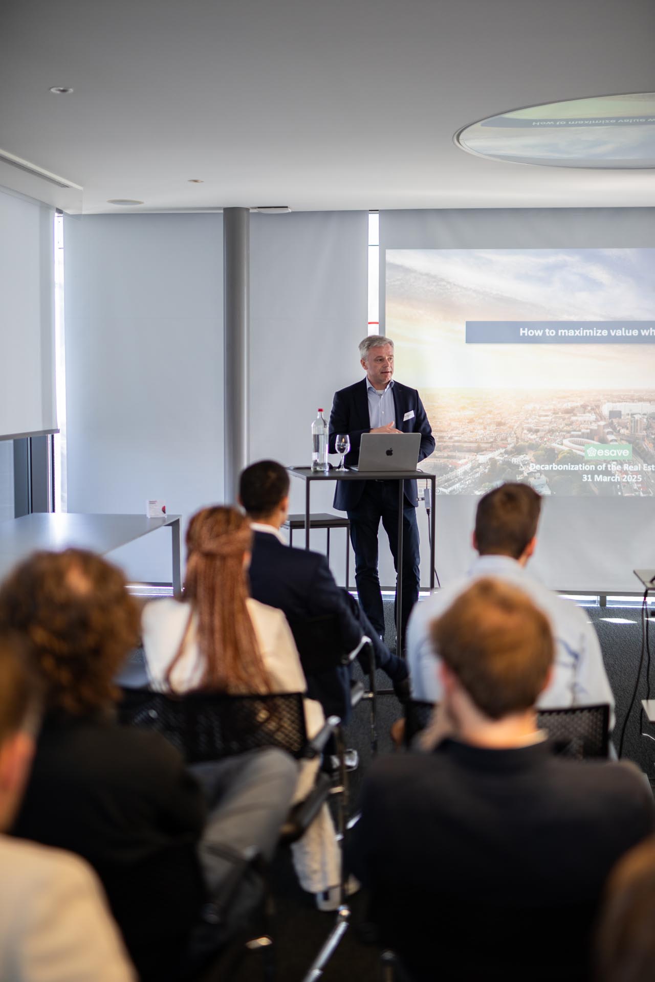 Smartbuilding kosten en baten: van ontwikkeling tot optimalisatie